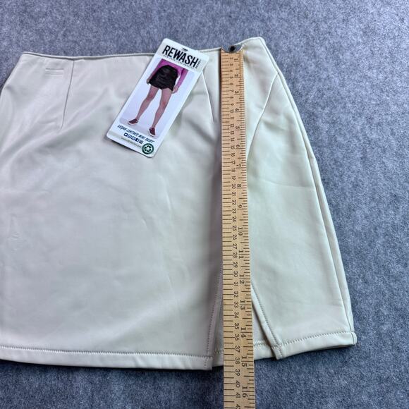 Rewash NWT Women's XS Cream Vegan Leather Mini Skirt - Picture 3 of 6